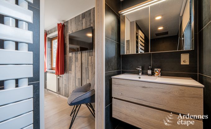 Gezellige vakantiewoning in Rochehaut: ideaal voor 9 personen. Met speelkamer en fietsenstalling