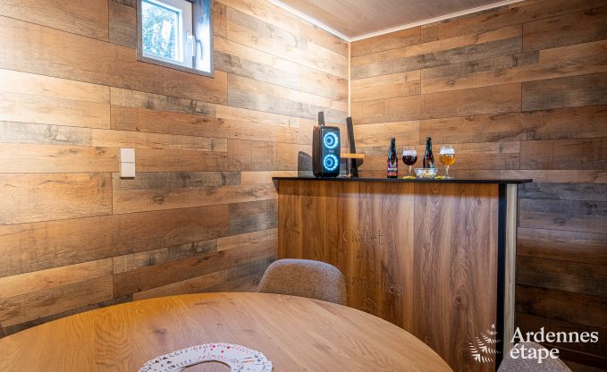 Gezellige vakantiewoning in Rochehaut: ideaal voor 9 personen. Met speelkamer en fietsenstalling