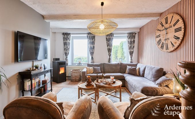 Gezellige vakantiewoning in Rochehaut voor 6-7 personen met jacuzzi, priv�tuin en nabij wandelroutes