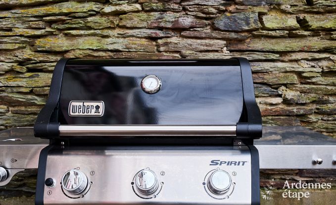 Gezellige vakantiewoning in Rochehaut voor 6-7 personen met jacuzzi, priv�tuin en nabij wandelroutes