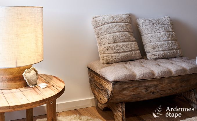 Gezellige vakantiewoning in Rochehaut voor 6-7 personen met jacuzzi, priv�tuin en nabij wandelroutes