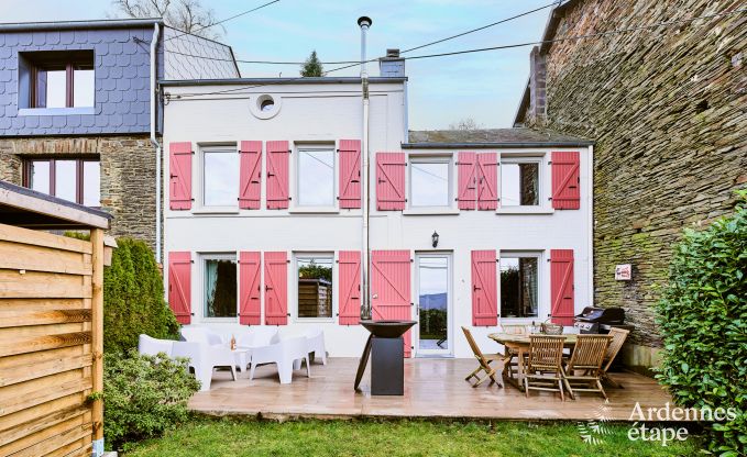 Gezellige vakantiewoning in Rochehaut voor 6-7 personen met jacuzzi, priv�tuin en nabij wandelroutes