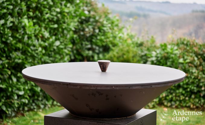 Gezellige vakantiewoning in Rochehaut voor 6-7 personen met jacuzzi, priv�tuin en nabij wandelroutes