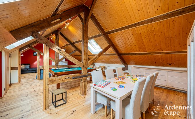 Hondvriendelijk vakantiehuis  met jacuzzi en houtbarbecue voor 9 pers. in Saint-Hubert, Ardennen