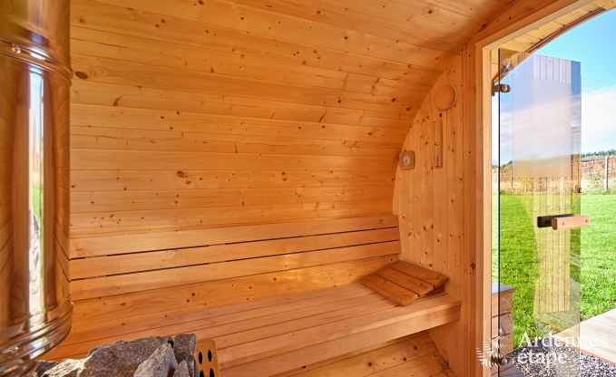 Vakantiewoning in Saint-Hubert: comfortabele accommodatie voor 6 personen met sauna, speelkamer en privtuin in de Ardennen