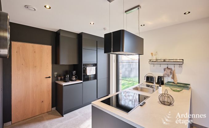 Vakantiewoning in Saint-Hubert: comfortabele accommodatie voor 6 personen met sauna, speelkamer en priv�tuin in de Ardennen