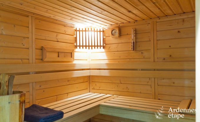 Vakantiehuis in Saint-Hubert voor 24/30 personen in de Ardennen