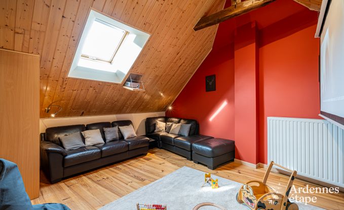 Hondvriendelijk vakantiehuis  met jacuzzi en houtbarbecue voor 9 pers. in Saint-Hubert, Ardennen