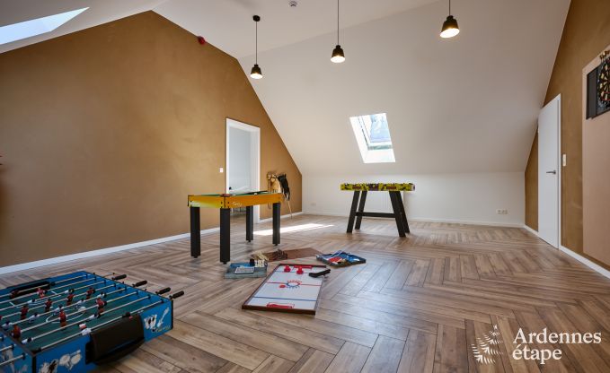 Ruime vakantiewoning Saint-Vith voor 23 personen met 6 slaapkamers, sauna en grote tuin