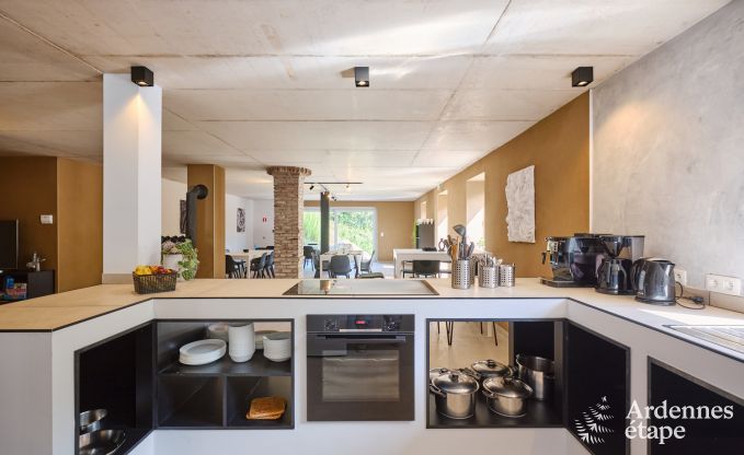 Ruime vakantiewoning Saint-Vith voor 23 personen met 6 slaapkamers, sauna en grote tuin