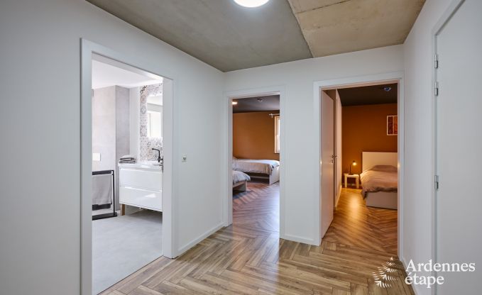 Ruime vakantiewoning Saint-Vith voor 23 personen met 6 slaapkamers, sauna en grote tuin