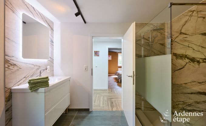 Ruime vakantiewoning Saint-Vith voor 23 personen met 6 slaapkamers, sauna en grote tuin