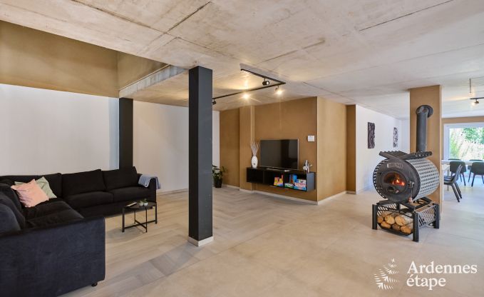 Ruime vakantiewoning Saint-Vith voor 23 personen met 6 slaapkamers, sauna en grote tuin