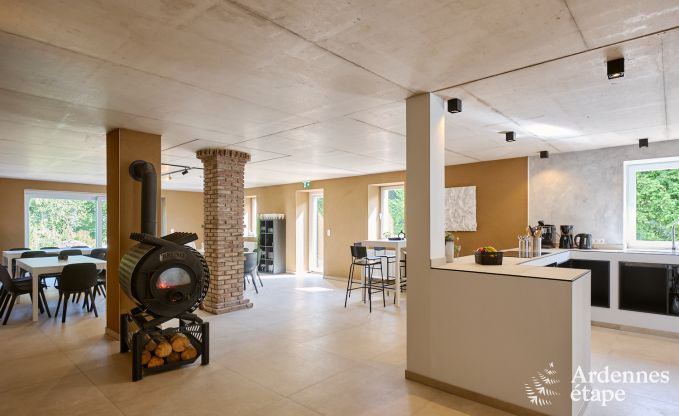 Ruime vakantiewoning Saint-Vith voor 23 personen met 6 slaapkamers, sauna en grote tuin