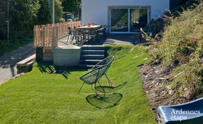 Ruime vakantiewoning Saint-Vith voor 23 personen met 6 slaapkamers, sauna en grote tuin