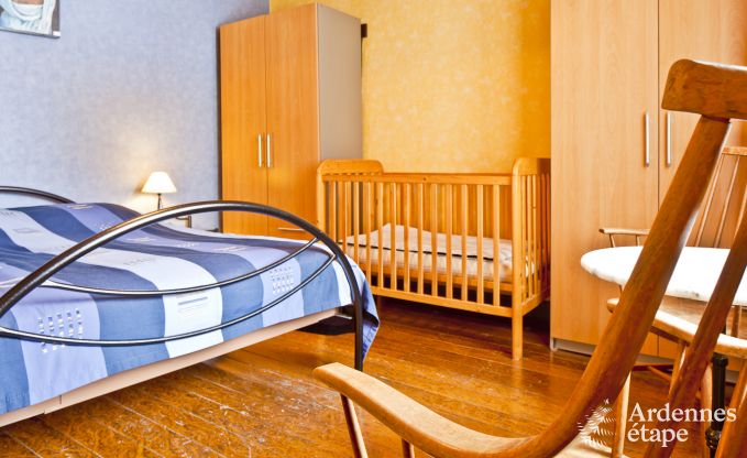 Historisch kasteel in Sainte-Ode voor 46 personen, met zwembad