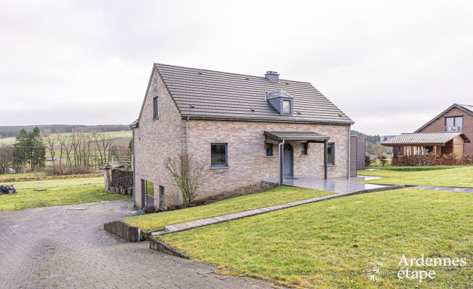 Villa in Sainte-Ode voor 14 personen met zwembad, hottub, sauna, bar en cinema