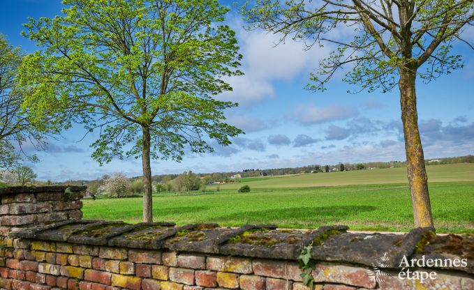 Charmant vakantieverblijf in het bijgebouw van een kasteel  in Sars-la-Bruy�re, Ardennen