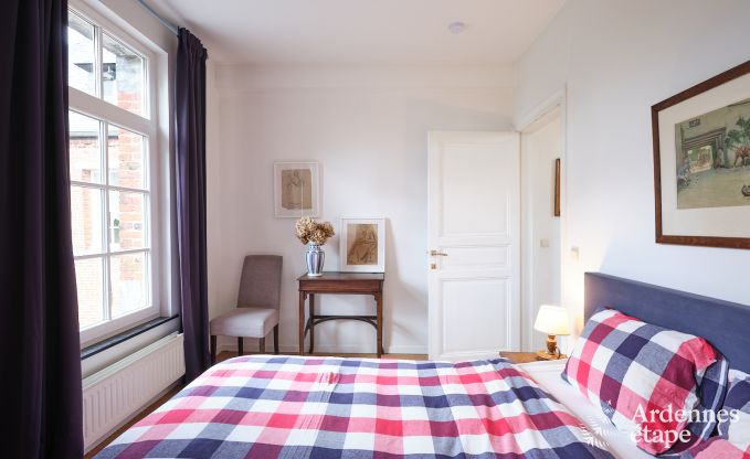 Charmant vakantieverblijf in het bijgebouw van een kasteel  in Sars-la-Bruy�re, Ardennen