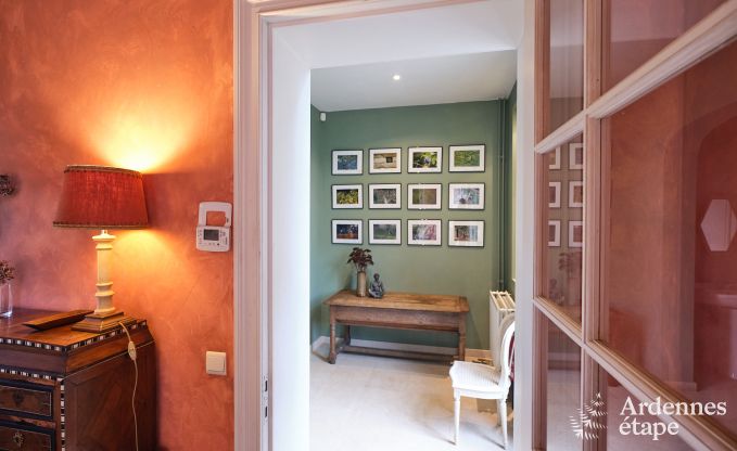 Charmant vakantieverblijf in het bijgebouw van een kasteel  in Sars-la-Bruy�re, Ardennen