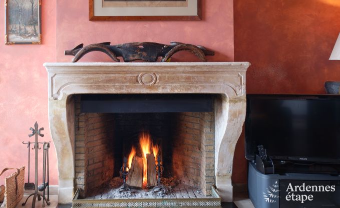 Charmant vakantieverblijf in het bijgebouw van een kasteel  in Sars-la-Bruy�re, Ardennen