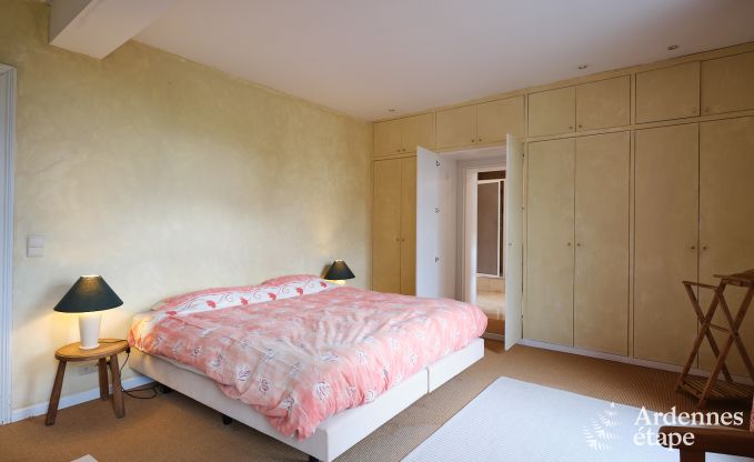 Charmant vakantieverblijf in het bijgebouw van een kasteel  in Sars-la-Bruy�re, Ardennen