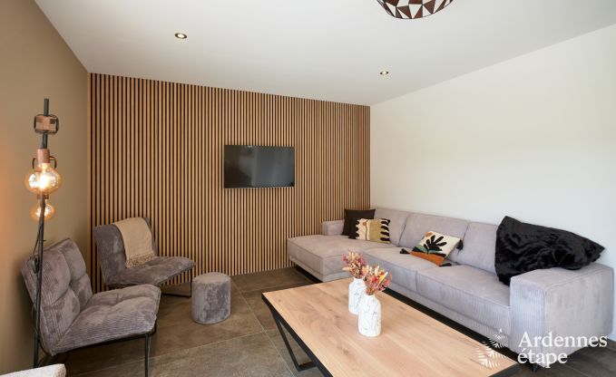 Vakantiehuis Sippenaeken: charmant verblijf voor 15 personen met jacuzzi en privtuin in de Ardennen