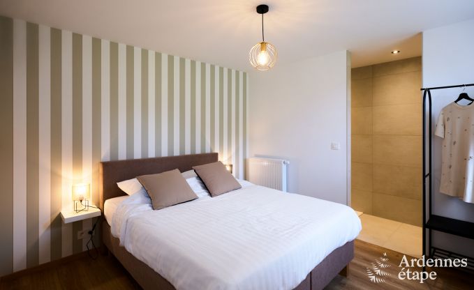 Vakantiehuis Sippenaeken: charmant verblijf voor 15 personen met jacuzzi en privtuin in de Ardennen