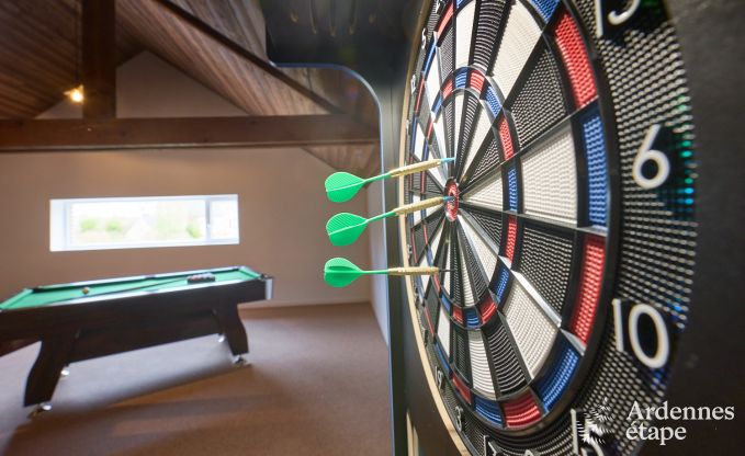 Vakantiehuis Sippenaeken: charmant verblijf voor 15 personen met jacuzzi en privtuin in de Ardennen