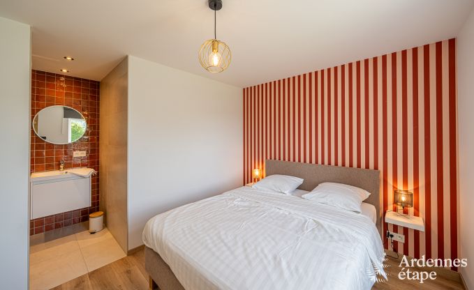 Vakantiehuis Sippenaeken: charmant verblijf voor 15 personen met jacuzzi en privtuin in de Ardennen