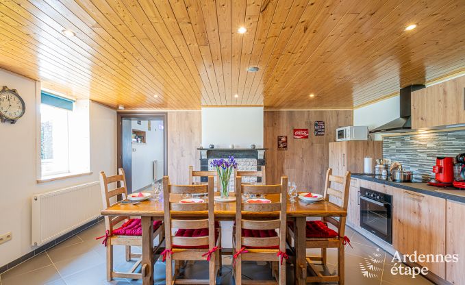 Kindvriendelijk vakantiehuis voor 7 in Sivry-Rance, Ardennen