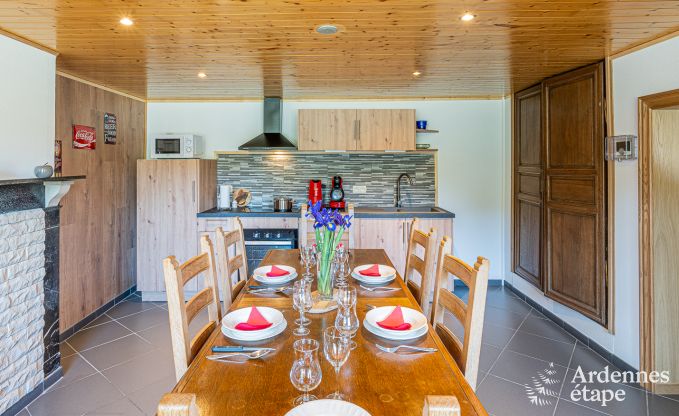 Kindvriendelijk vakantiehuis voor 7 in Sivry-Rance, Ardennen