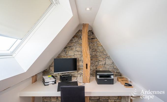 Uniek kasteel in Soiron: luxe verblijf voor 14 personen met priv�tuin, speelruimte en 5 slaapkamers en nabij Verviers