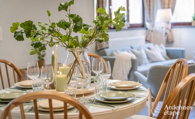Gezellige chalet in Somme-Leuze: Scandinavisch verblijf voor gezinnen met kinderen en huisdieren