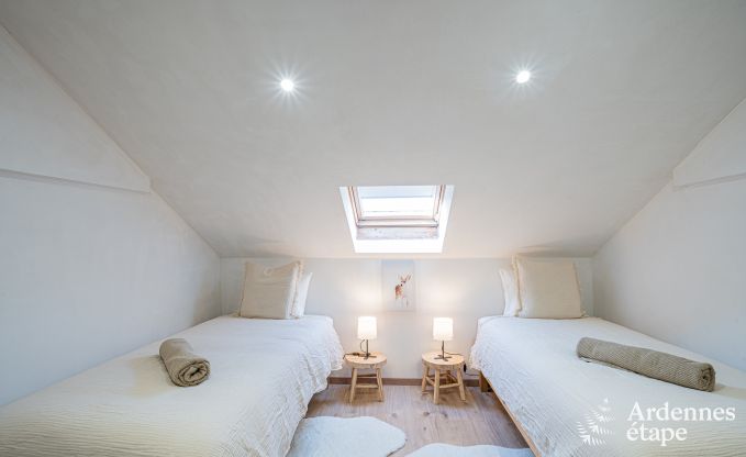 Gezellige chalet in Somme-Leuze: Scandinavisch verblijf voor gezinnen met kinderen en huisdieren