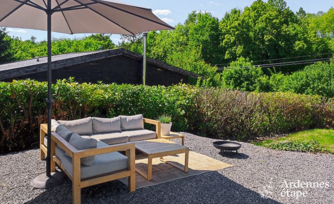 Gezellige chalet in Somme-Leuze: Scandinavisch verblijf voor gezinnen met kinderen en huisdieren