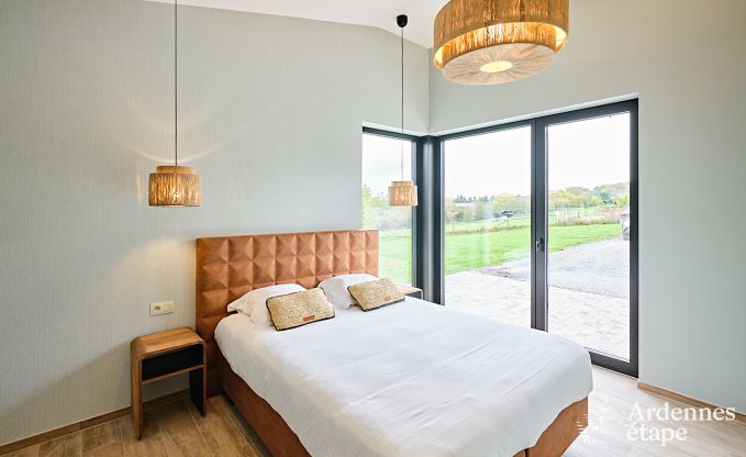 Ultramoderne villa in Somme-Leuze voor 12 personen met binnenzwembad, sauna en privtuin