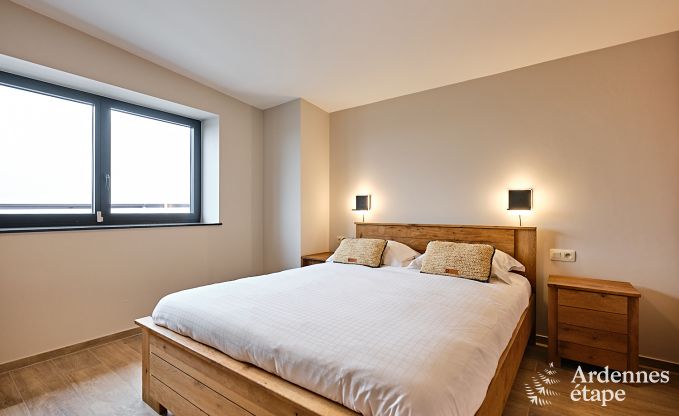 Ultramoderne villa in Somme-Leuze voor 12 personen met binnenzwembad, sauna en priv�tuin