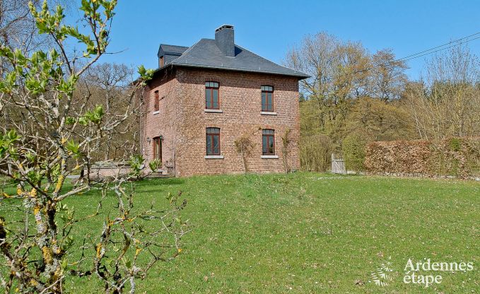 Aangenaam vakantiehuisje voor 8 personen op het platteland van Somme-Leuze