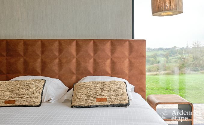 Ultramoderne villa in Somme-Leuze voor 12 personen met binnenzwembad, sauna en privtuin