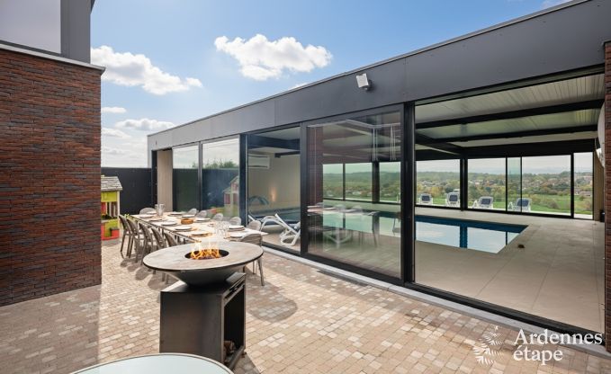 Ultramoderne villa in Somme-Leuze voor 12 personen met binnenzwembad, sauna en privtuin