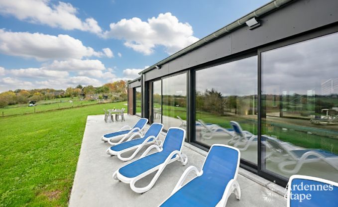 Ultramoderne villa in Somme-Leuze voor 12 personen met binnenzwembad, sauna en privtuin