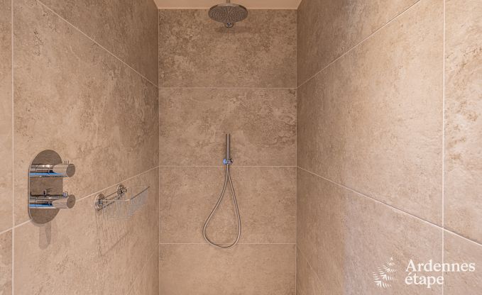 Leuk vakantiehuis in Somme-Leuze, Ardennen