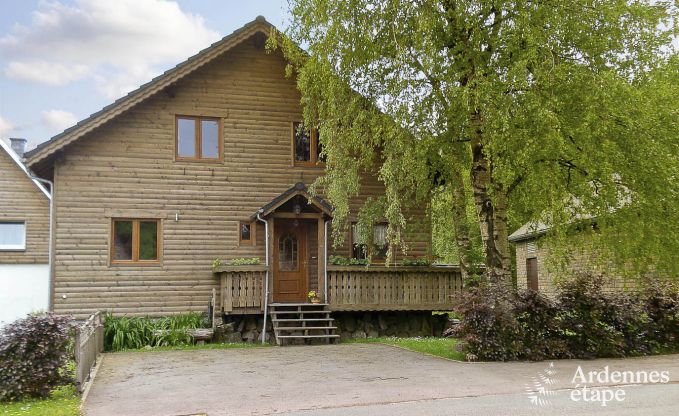 Chalet in Sourbrodt voor 11 personen in de Ardennen