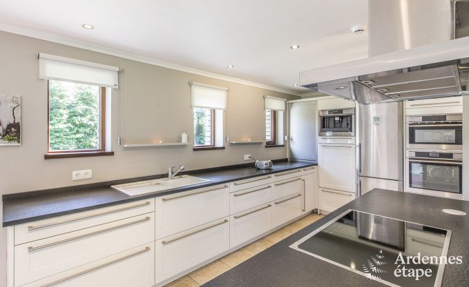 Chalet in Sourbrodt voor 12 personen in de Hoge Venen