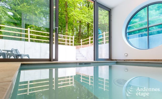Ruime luxevilla in Spa voor 15 personen met 5 slaapkamers, sauna, buitenzwembad en privtuin