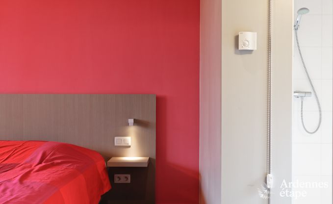 Ruime luxevilla in Spa voor 15 personen met 5 slaapkamers, sauna, buitenzwembad en privtuin