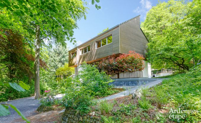Ruime luxevilla in Spa voor 15 personen met 5 slaapkamers, sauna, buitenzwembad en priv�tuin