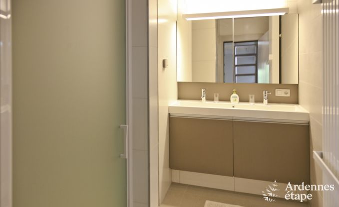 Ruime luxevilla in Spa voor 15 personen met 5 slaapkamers, sauna, buitenzwembad en priv�tuin