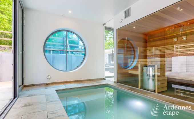 Ruime luxevilla in Spa voor 15 personen met 5 slaapkamers, sauna, buitenzwembad en priv�tuin